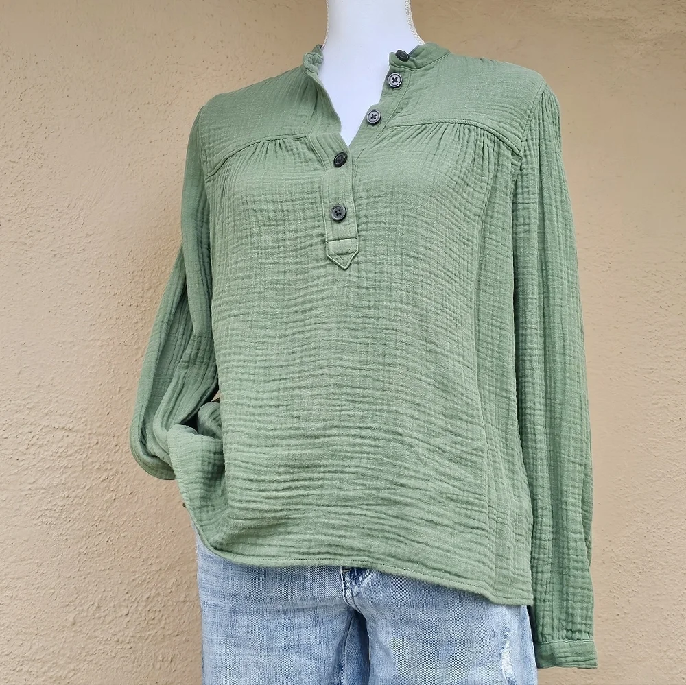 J. Crew Utility Green Fresco Soft Pull Over Gauzey Top Size Small